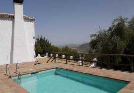 Zahara Country Property