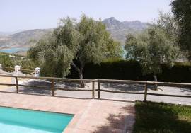 Zahara Country Property