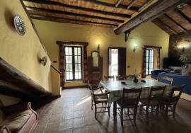 Peaceful Retreat Country Property