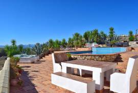 Rancho Navazo Country House