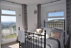 Rancho Navazo Country House