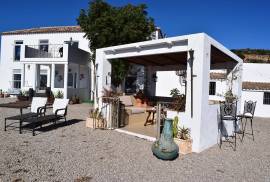 Rancho Navazo Country House