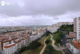 3 bedroom apartment Monte Abraão with unobstructed views