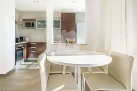 1 Bedroom Apartment with Pool and Garage 1 Bedroom Apartment with Pool and Garage