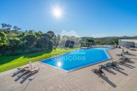 1 Bedroom Apartment with Pool and Garage 1 Bedroom Apartment with Pool and Garage