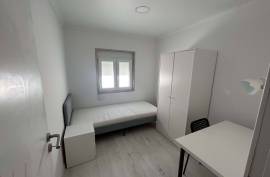 2 Deanator villas, with patio of 60m2 sold together, Help