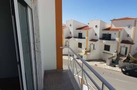 For sale - Semi-detached house T3 + 1, Ericeira