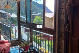 Spectacular duplex penthouse with mountain design in the privileged area of Les Bons (Encamp - Andorra)