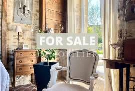 Exceptional Property with Guest Gite and Land Exceptional Property with Guest Gite and Land