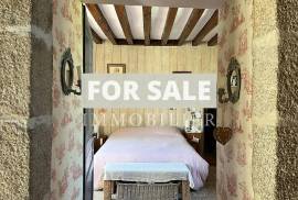 Exceptional Property with Guest Gite and Land Exceptional Property with Guest Gite and Land