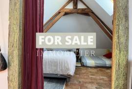 Exceptional Property with Guest Gite and Land Exceptional Property with Guest Gite and Land