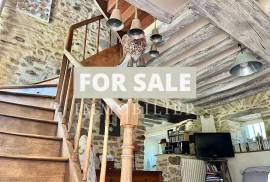 Exceptional Property with Guest Gite and Land Exceptional Property with Guest Gite and Land
