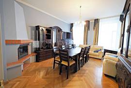 Apartment for rent in Riga, 137.00m2
