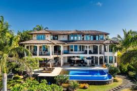 Villa Esperanza Beachfront: Near the Coast and Oceanfront House For Sale in Playa Negra