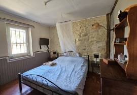 1 Bedroom - House - Aquitaine - For Sale - 11190-Mi