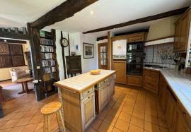 Charming Gascon Farmhouse with Pool, Lake & Mountain Views