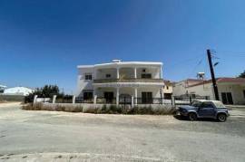 Six bedroom Detached house for Sale in Aradippou area, Larnaca