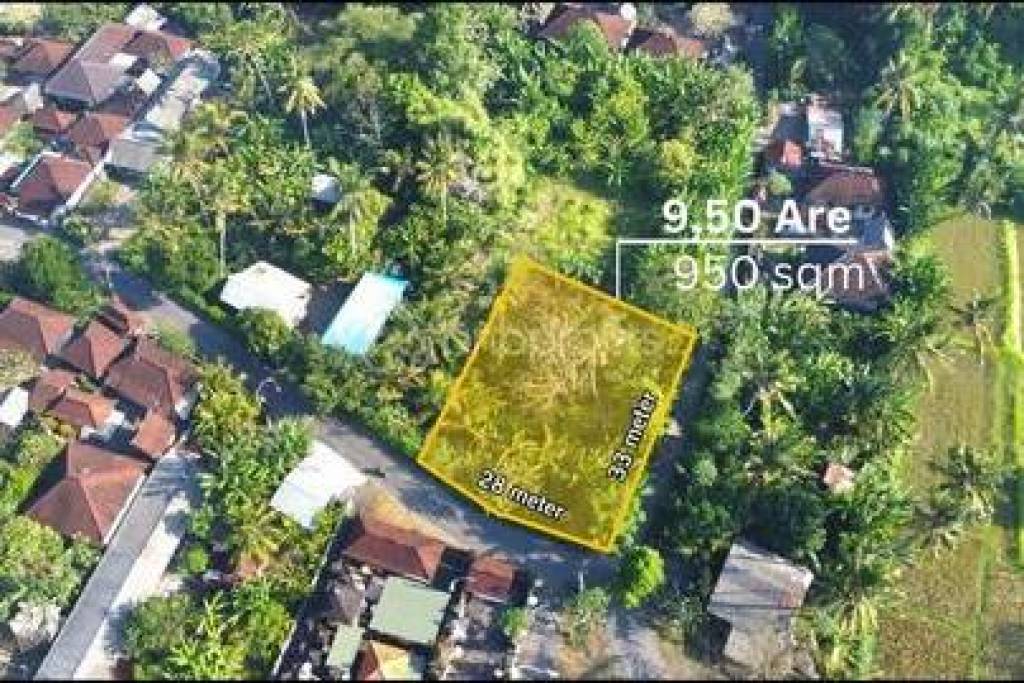 Leasehold Land Close to Kelating Beach 950 sqm, Ideal for Development