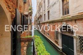 Experience the authentic Venice