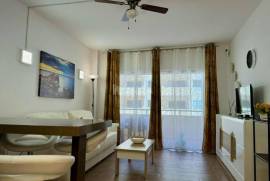 1 Bedroom Apartment In Los Angeles Complex For Sale In Los Cristianos LP13130