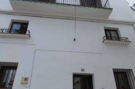 Renovated 4 Bedroom Townhouse In Competa With Sweeping Views