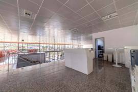 Commercial Pavilion in Santarém Commercial Pavilion in Santarém