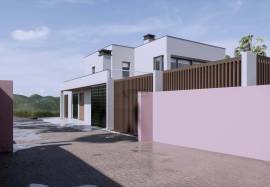 4-Bedroom Modern Villa - 1 ha of Land - Funchal, Lagos, Portugal