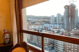 Spectacular bright apartment, with views and spacious in the heart of Bilbao: Your home in the thirteenth that makes a difference!