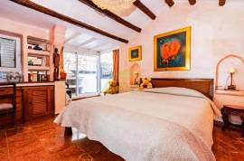 Fabulous Country Villa + Three Bungalows