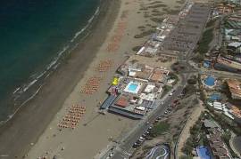 Commercial premises for sale in the first line of the beach in Playa del Inglés (Anexo)