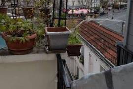 Montparnasse district small duplex, view of Paris rooftops