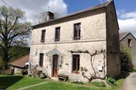 HAUTE VIENNE - Very cute old stone cottage with an incredible garden of 3176m2