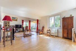 Dpt Pyrénées Atlantiques (64), à vendre BOUCAU appartement T7 de 155 m² - Terrain de 672