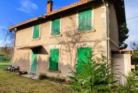 Dpt Charente (16), à vendre proche de MANSLE maison P5 de 97 m² - Terrain de 1 030,00 m²