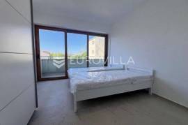 Pula, Center - long-term rent of a three-room apartment with a balcony, 2nd floor,49.74m2-FIRST ...