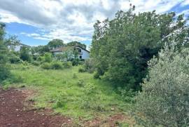 ATTRACTIVE BUILDING LAND, 1000 M FROM THE SEA!