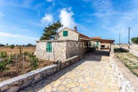 Hvar, a large, beautiful property with three houses on a plot of 32500 m2
