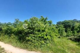 Istria, Loborika, agricultural land with a landscaped road