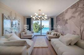 Rovanjska, designer luxury two-room apartment with a view and access to the NKP beach 90 m2