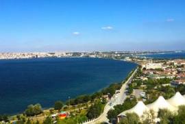 3-Bedroom Sea View Apartment in Istanbul
