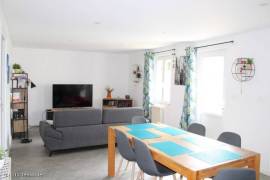€145000 - 2-bedroom bungalow