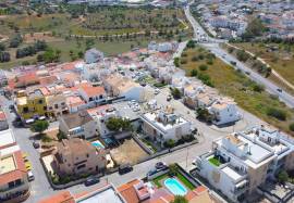 Land for construction of House - Calvário