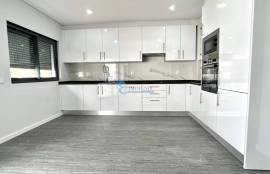 3 bedroom apartment with swimming pool under construction - Peares/Quelfes