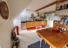 Duplex apartment, 316m2, 4 bedrooms, terraces, view, parking, elevator, Santo Antonio