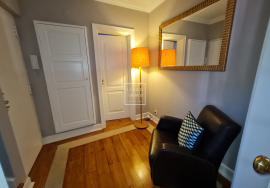 Duplex T4 231m2 renovated, view, parking, Estrela