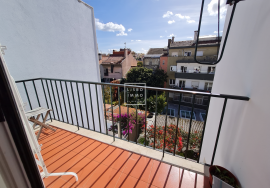 Duplex T4 231m2 renovated, view, parking, Estrela