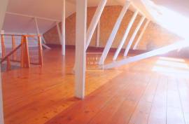 DUPLEX T4, 185m2, ALCANTARA