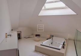 Independent Palace, 936m2, 9 Bedrooms, Views, Swimming Pool, Terraces, Parking, Alfama Sé, Santa Maria Maior Independent Palace, 936m2, 9 Bedrooms, Views, Swimming Pool, Terraces, Parking, Alfama Sé, Santa Maria Maior