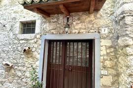 House Containing 2 Apartments for sale in Veroli Lazio Italy