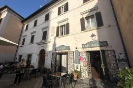 House Containing 2 Apartments for sale in Veroli Lazio Italy